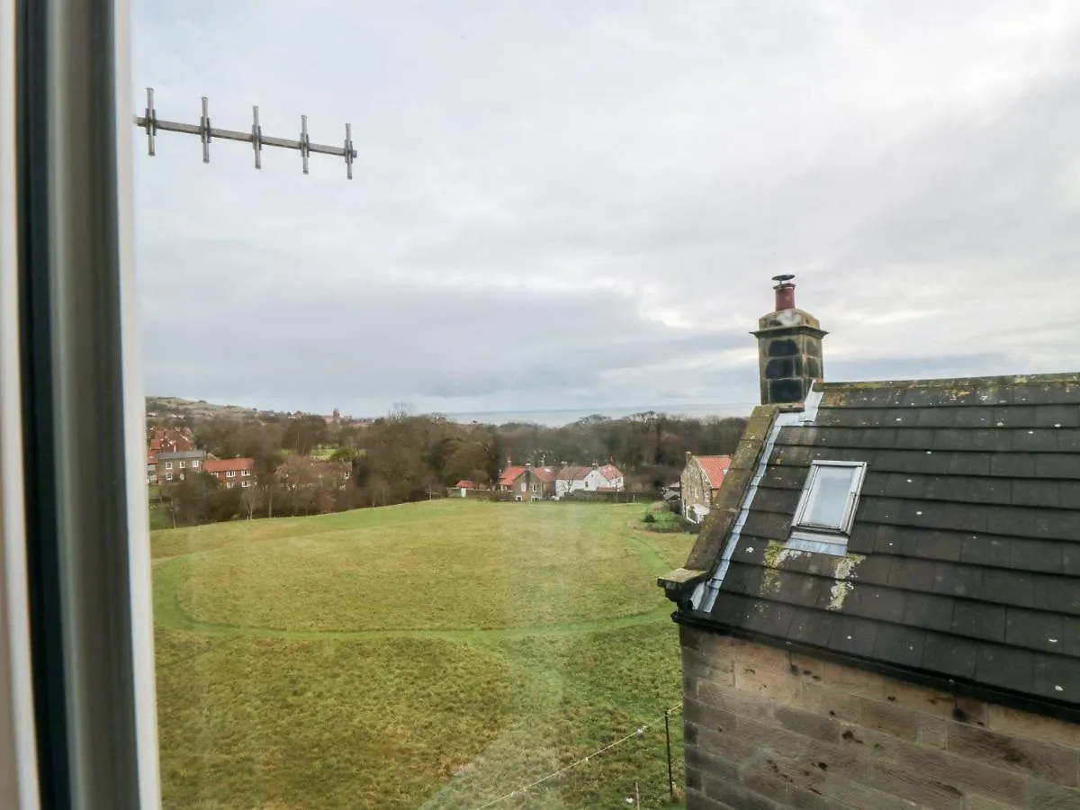 4 Maypole Green Whitby
